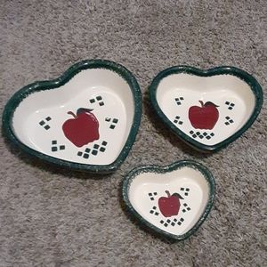 Heart-Shaped Apple Nesting Bowls